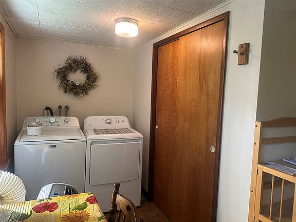 5th image of 7401 Sterrettania Rd #2