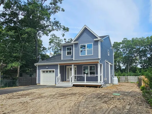 89 Wood Avenue, Mastic, NY 11950