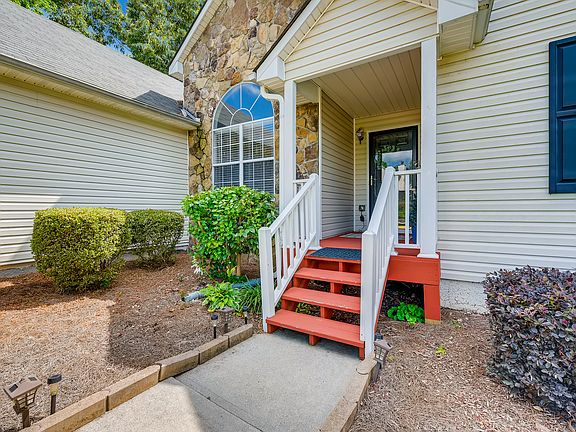 2nd image of 3810 Michaels Creek Way
