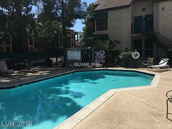 4th image of 530 Elm Dr Unit 204