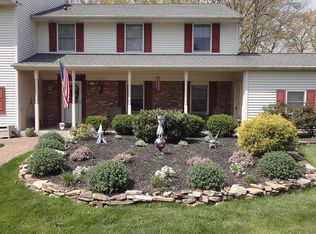 258 Magnolia Rd, Warminster, PA 18974