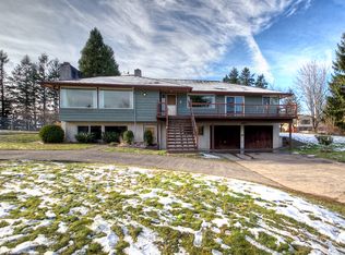 22225 Peter Grubb Rd SE, Renton, WA 98058