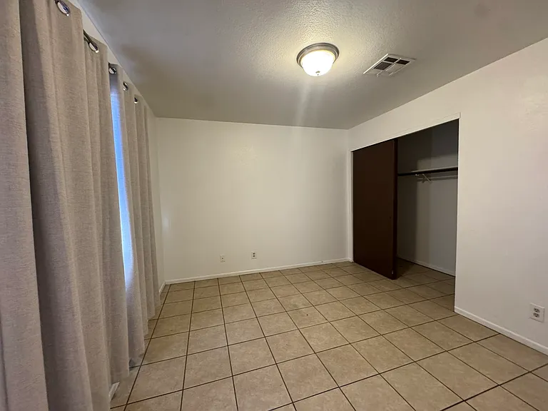 1539 Monte Vista Dr #C — Photo 22