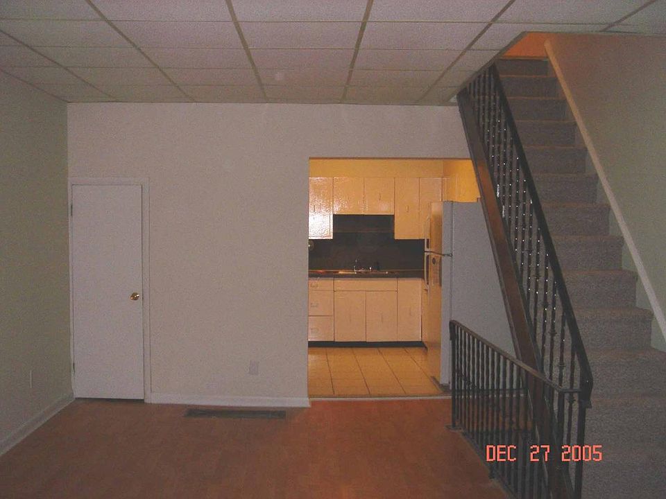 2nd image of 2609 S Sheridan St