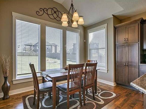 5th image of 4308 NE 91st Ter