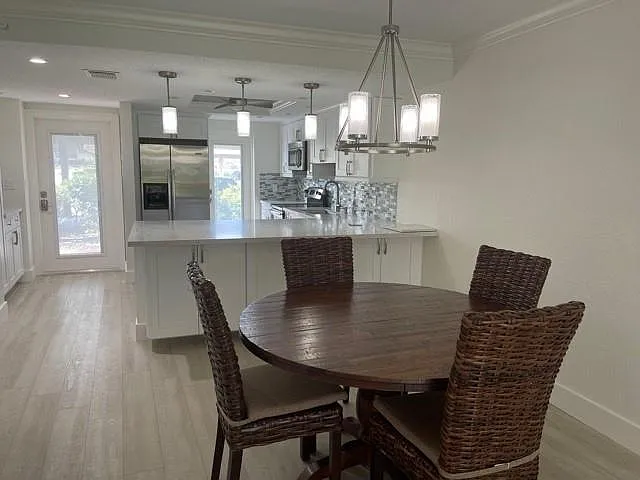 2731 NE 14th Street Cswy #103 — Photo 7