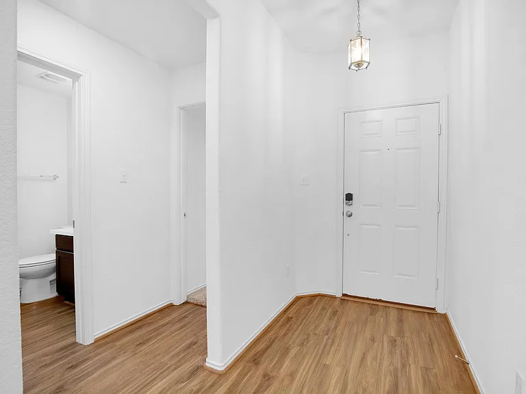 21409 Resource Rd — Photo 20