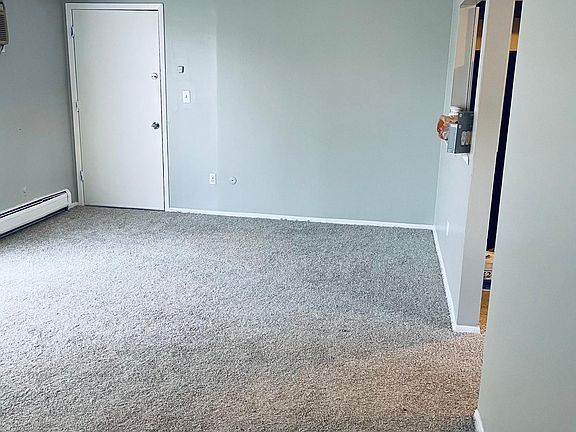 5th image of 24280 Outer Dr APT 4