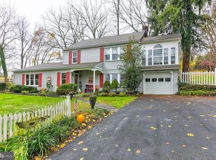 14 Indian Run Rd, Avondale, PA 19311
