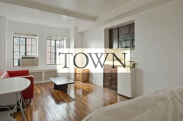 Rented by Town Residential | media 39