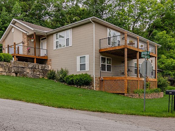 4th image of 383 River Dr
