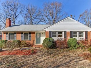 1115 Pender Ln, Greensboro, NC 27408