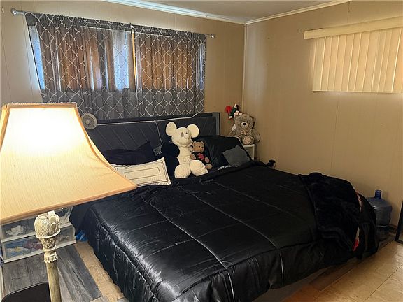 3rd image of 965 Haller Ave