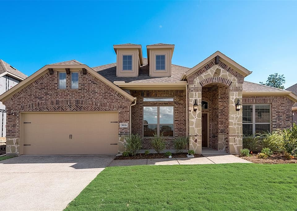 1st image of 3016 Pronghorn Dr.