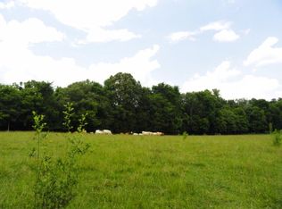 481 Computer Ln, Quebeck, TN 38579