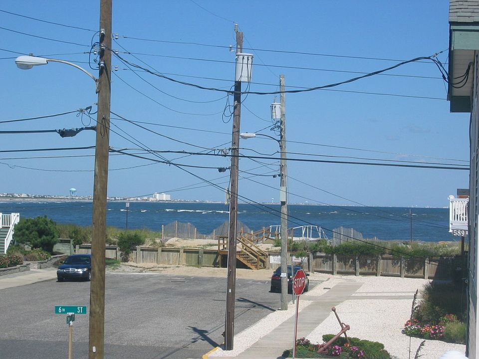 2nd image of 617 3rd Ave