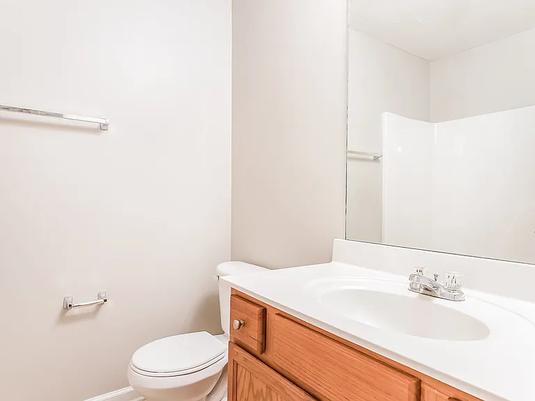 1202 Elisha Ct — Photo 12