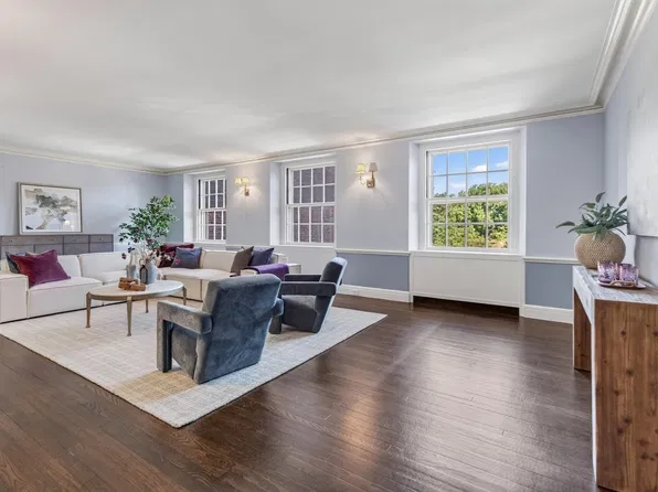 172 Beacon St #3, Boston, MA 02116