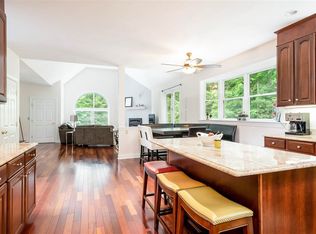 39 Colonial Dr, Moultonboro, NH 03254