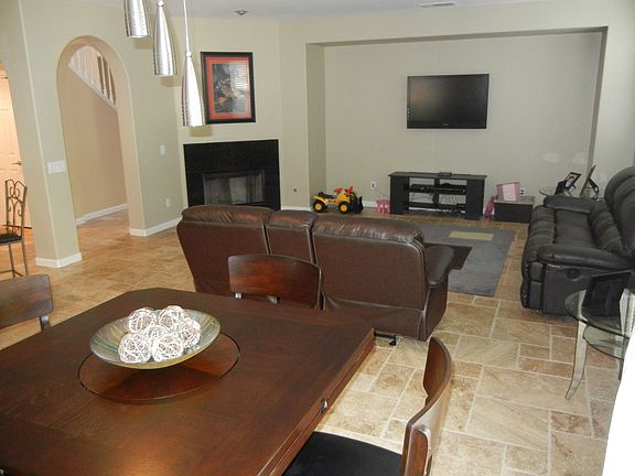 4th image of 2548 Table Rock Ave