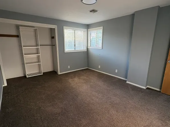 (undisclosed Address), McMinnville, OR 97128