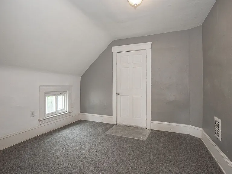 7411 Brinsmade Ave — Photo 21