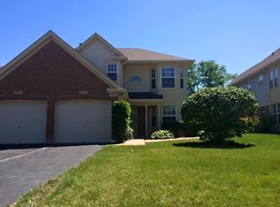 1701 Pearl Ct #B, Crystal Lake, IL 60014