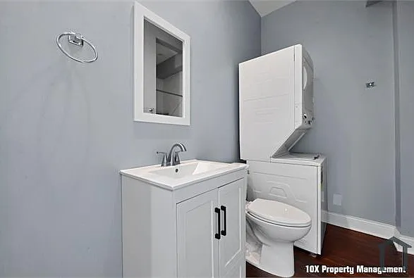 309 Wilson Ave — Photo 12