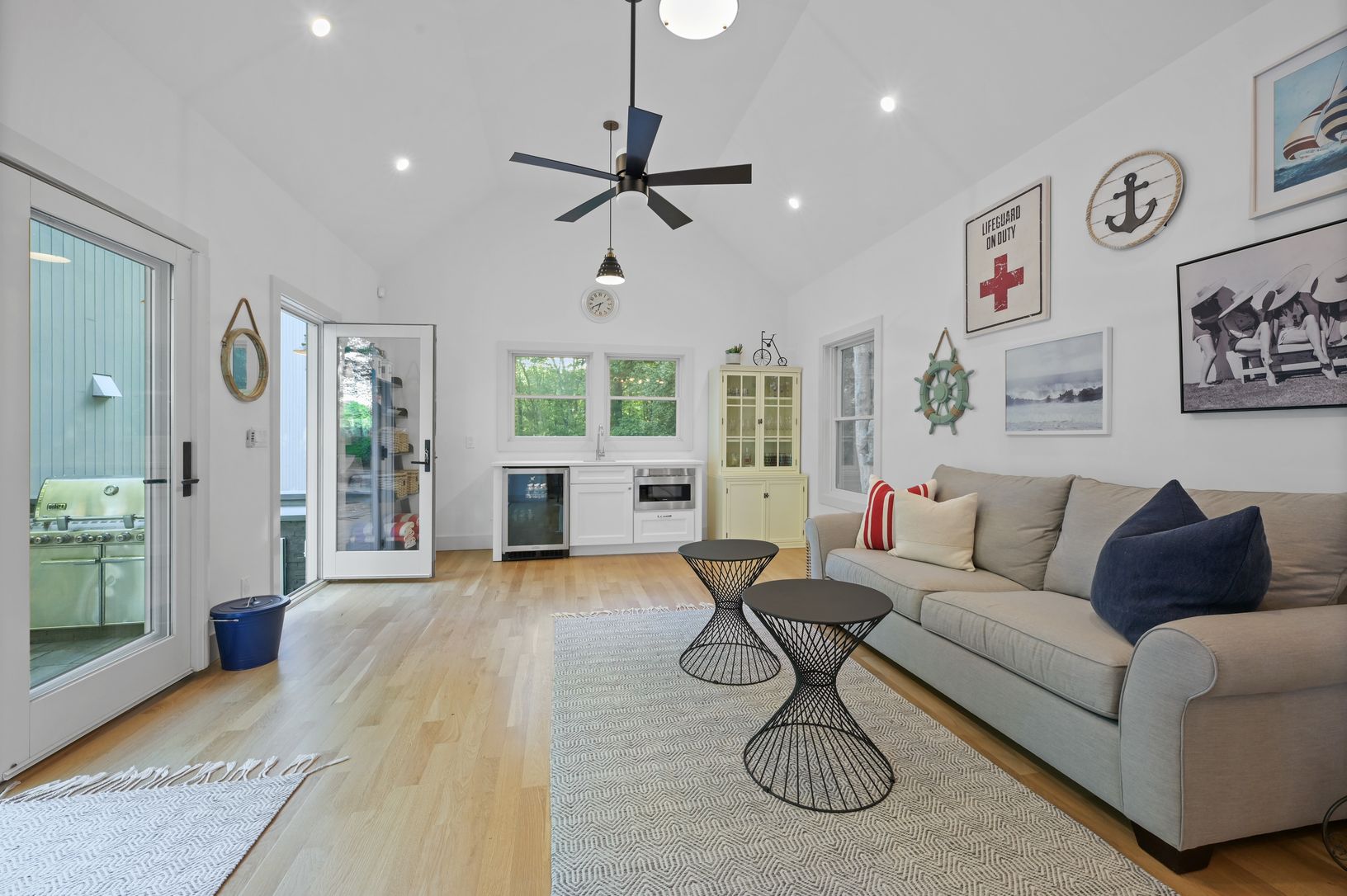  Pool House Living Room