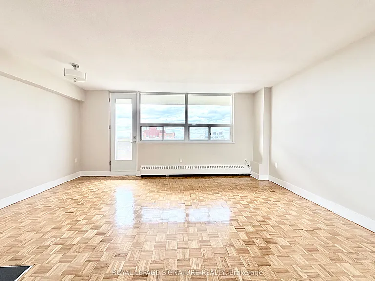 1500 Bathurst St #1103 — Photo 14