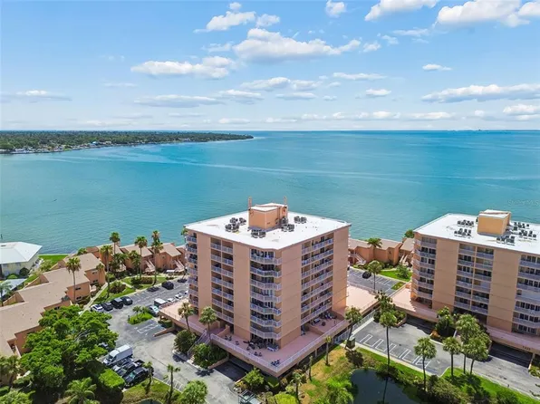 7430 SUNSHINE SKYWAY LANE S #201, ST PETERSBURG, FL 33711
