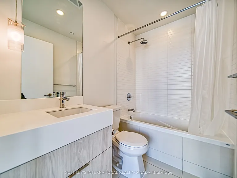 200 Sackville St #Penthouse 08 — Photo 21