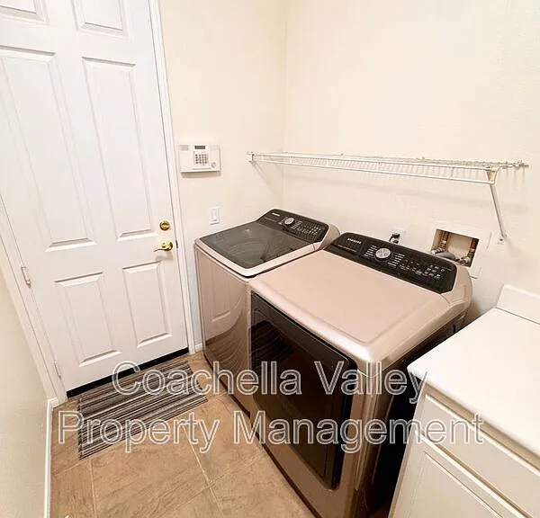 138 Shoreline Dr — Photo 71
