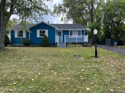 1128 Annjo St, Walled Lake, MI, 48390
