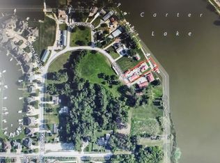 1910 Lagoon Dr, Carter Lake, IA 51510