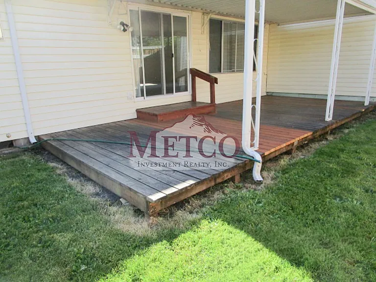 2150 Van Buren St — Photo 13