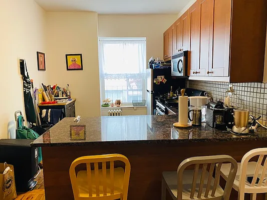 Rented by Bank Neary | media 58