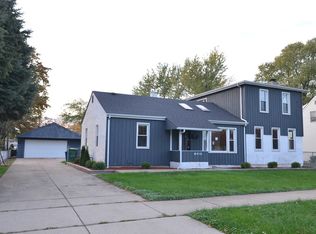 8510 New England Ave, Burbank, IL