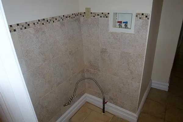 Rented by Dorsa Group | media 13