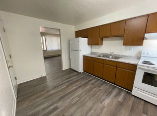 1015 Sheridan Rd, Winthrop Harbor, IL 60096