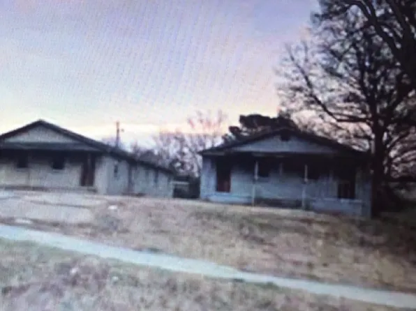 326 S Washington St, West Helena, AR 72390