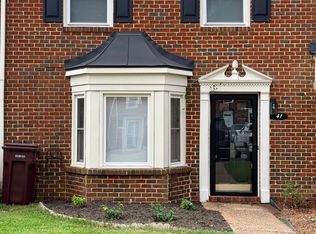 41 King George Quay, Chesapeake, VA 23325
