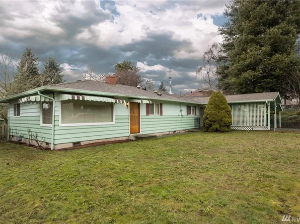 3821 Nome Dr, Bremerton, WA 98310