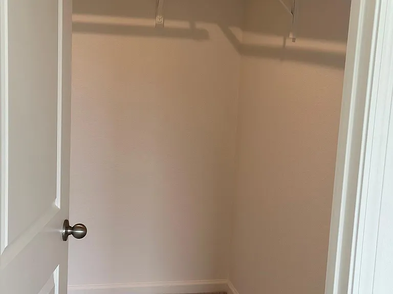 10321 Holycross Ln — Photo 14