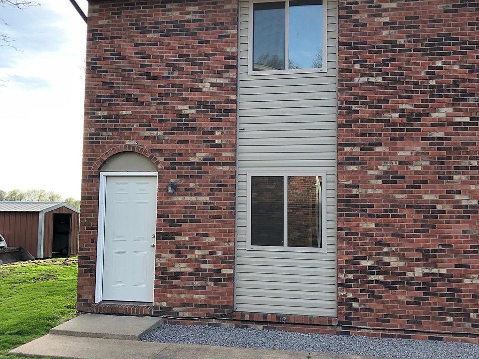 1st image of 6 Sunset Dr APT D