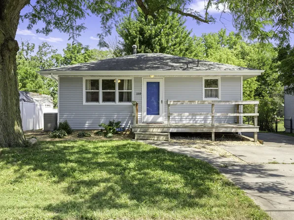 3319 Tripp St, Ames, IA 50014