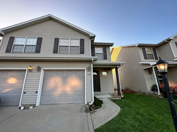 3434 Stoneway Ct, Champaign, IL 61822