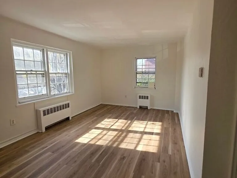 734 N Terrace St — Photo 11