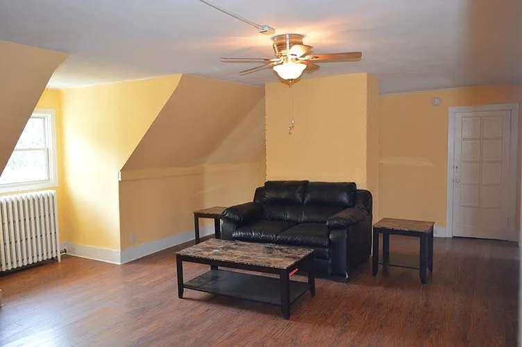 1 bed, $1,425 — Photo 1