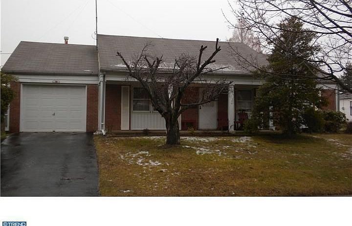 2nd image of 78 Glenview Ln